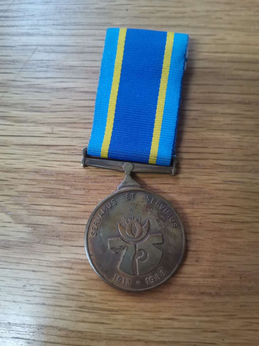 South African Police  SA47. 75th Anniversary Medal issued to 420312N Konst H L Els -Good Condition