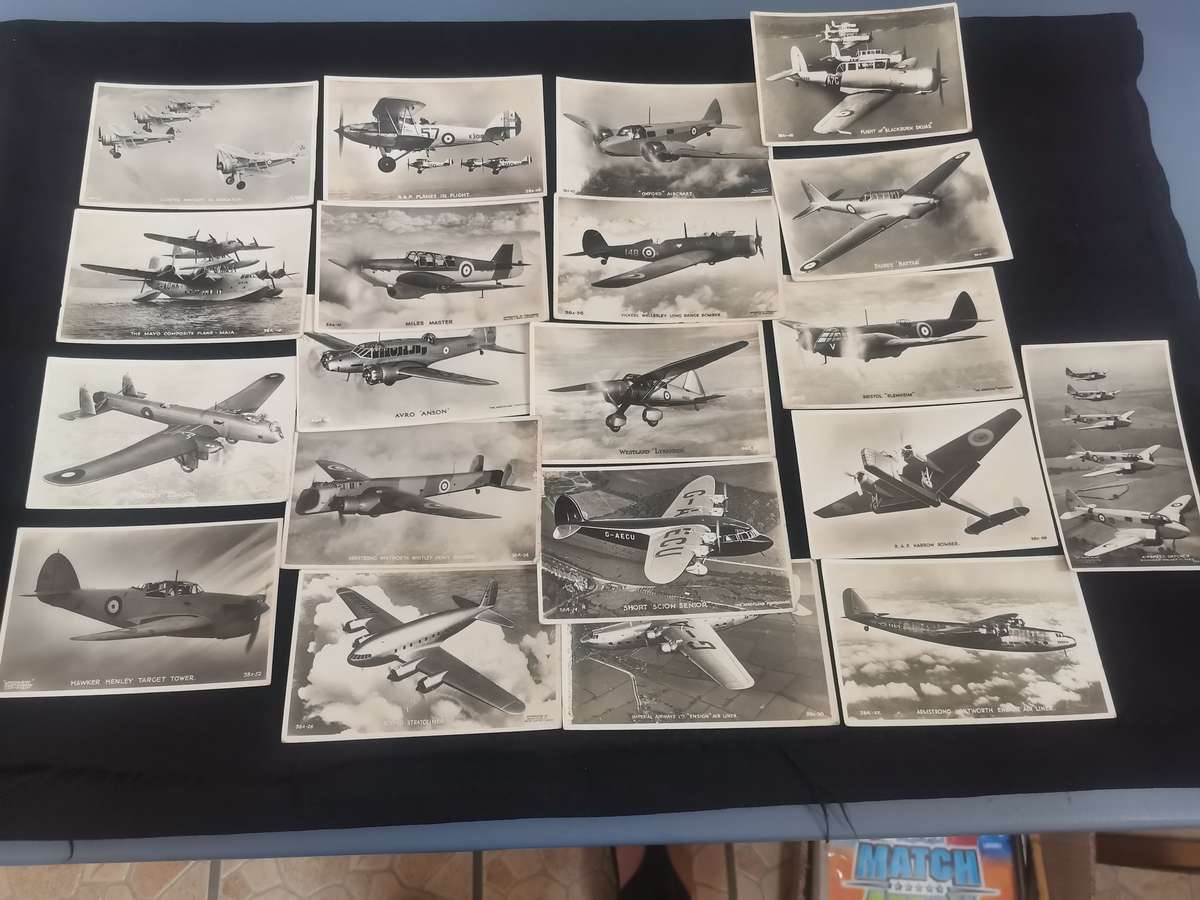 Collection of 19 Valentine"s Post Cards of Military Airoplanes (See Images)