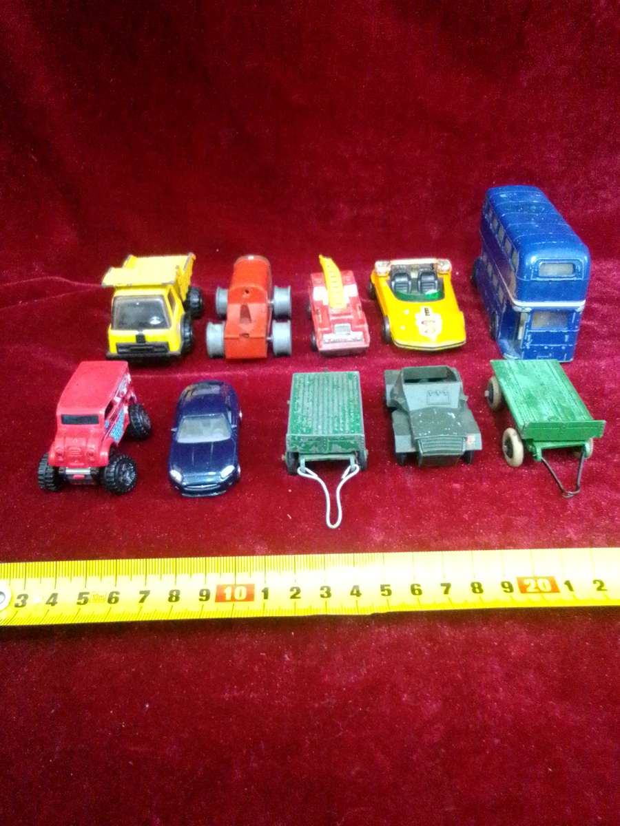 Collection of 10 Vintage Diecast Toy Cars- Please View Description