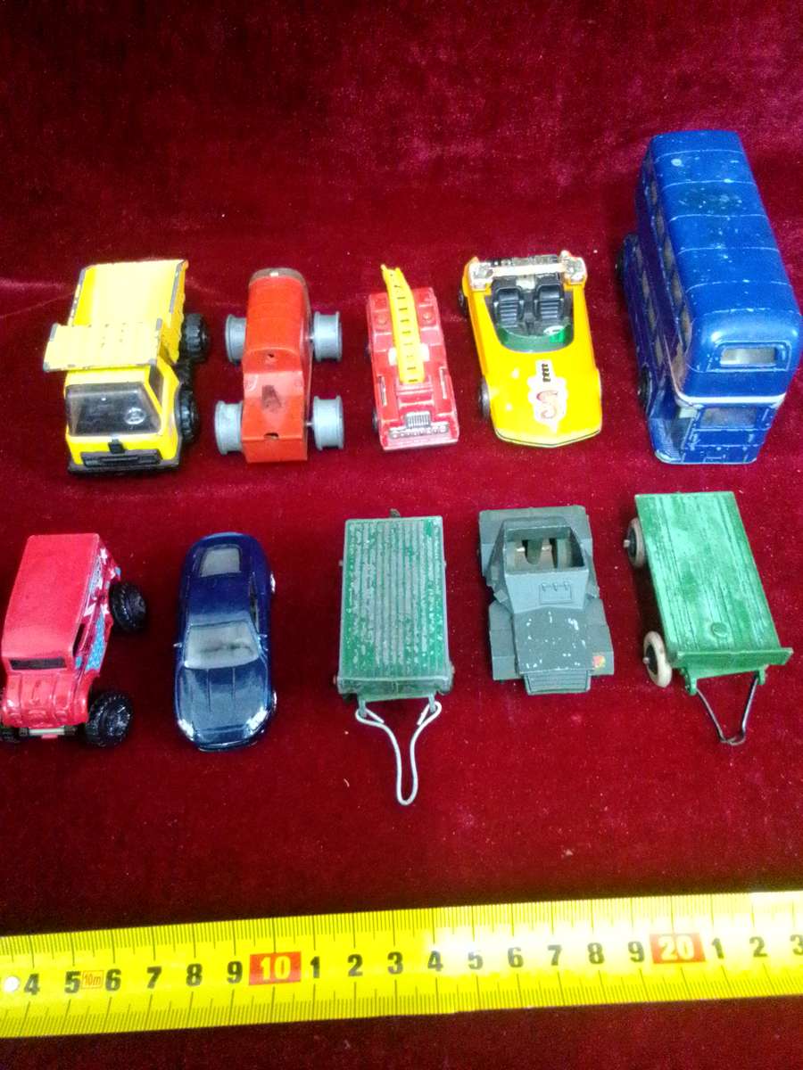 Collection of 10 Vintage Diecast Toy Cars- Please View Description