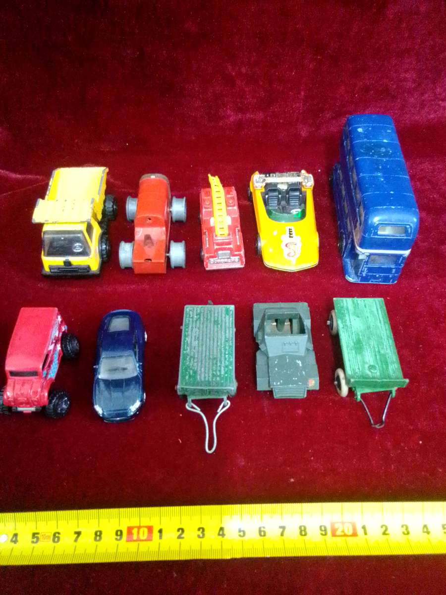 Collection of 10 Vintage Diecast Toy Cars- Please View Description