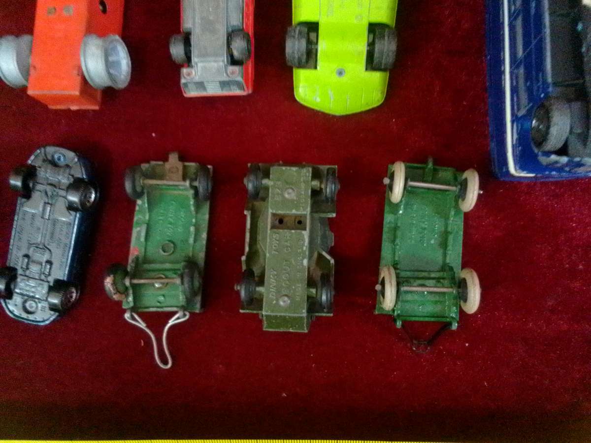 Collection of 10 Vintage Diecast Toy Cars- Please View Description