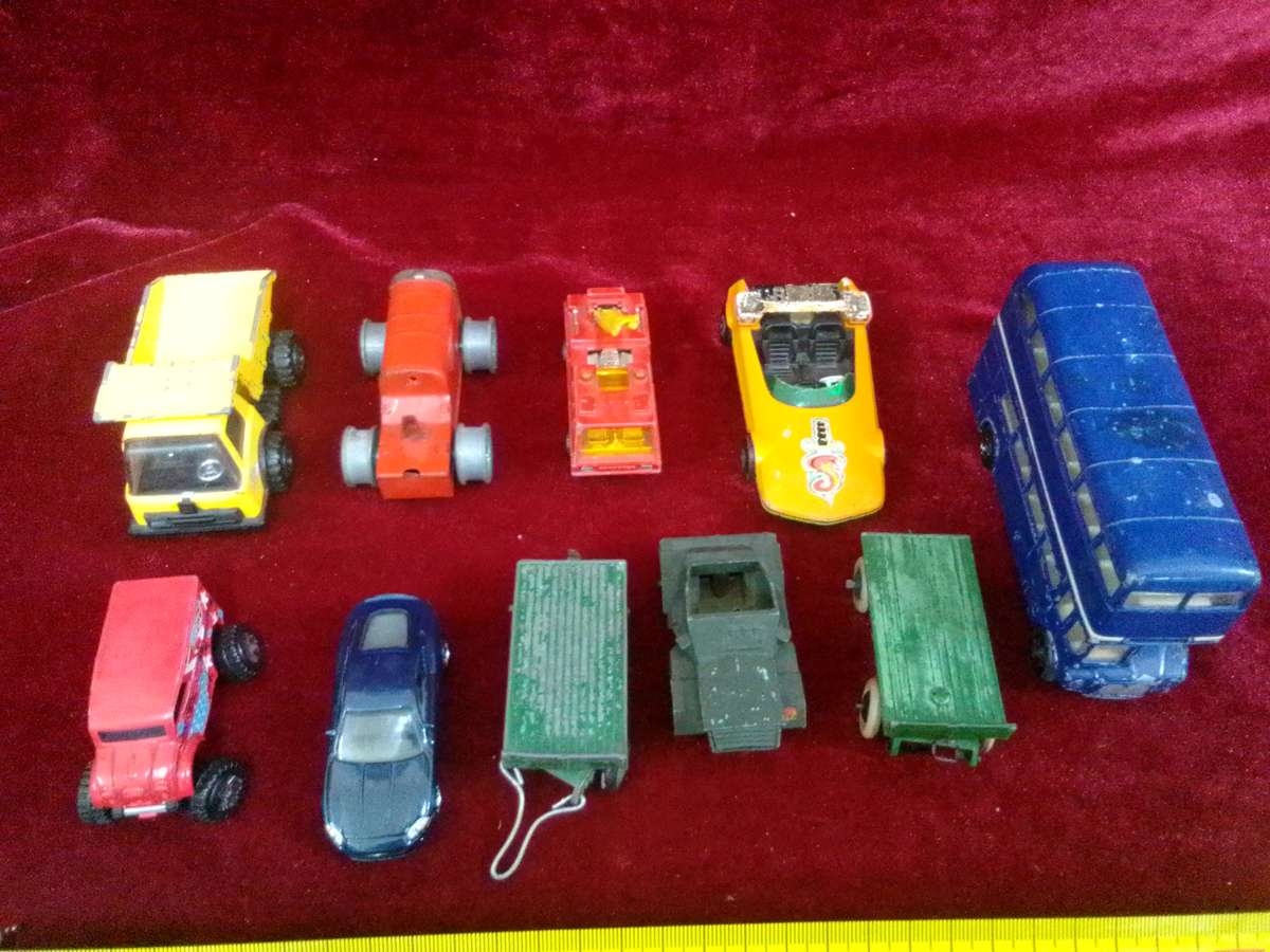 Collection of 10 Vintage Diecast Toy Cars- Please View Description