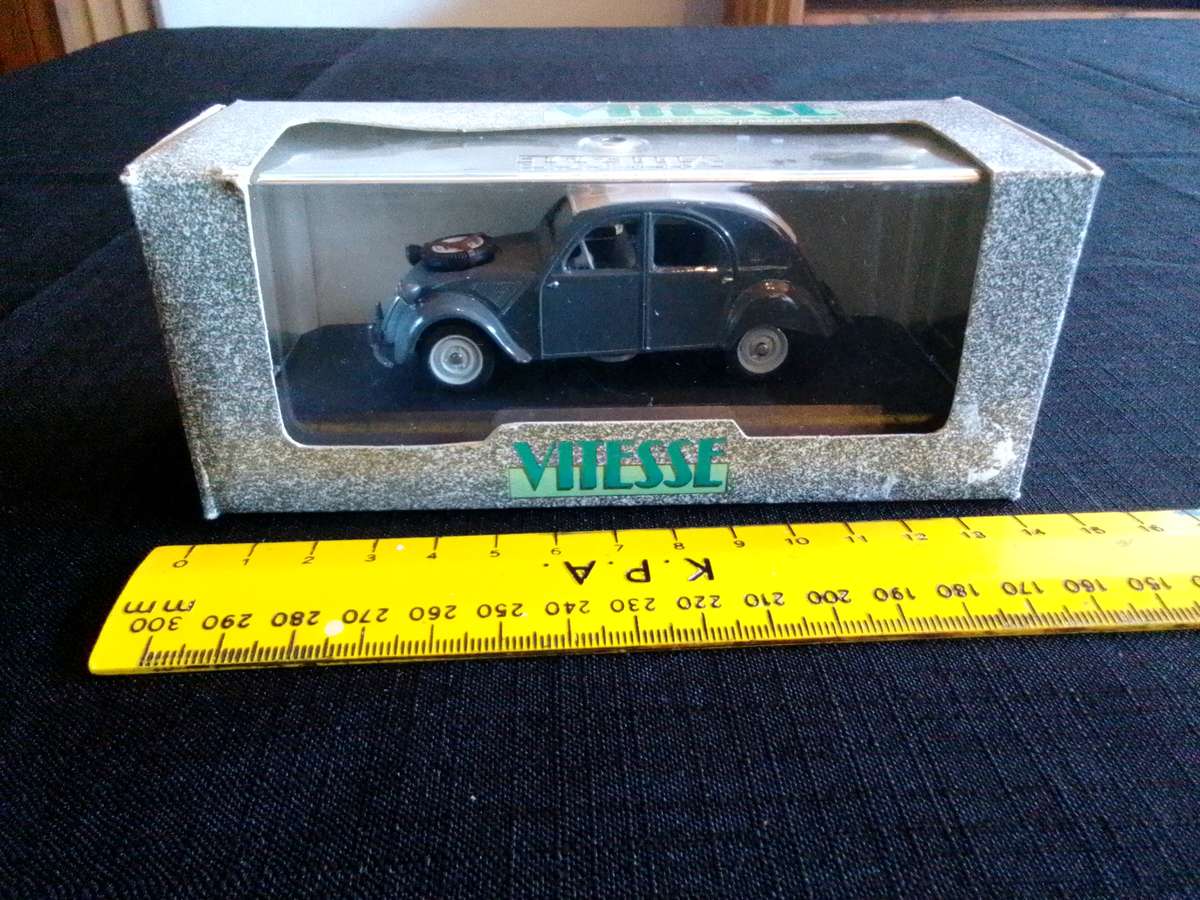 Vintage Vitesse La Collection 037A - Citroën 2CV Sahara 4x4 Presentation 1958