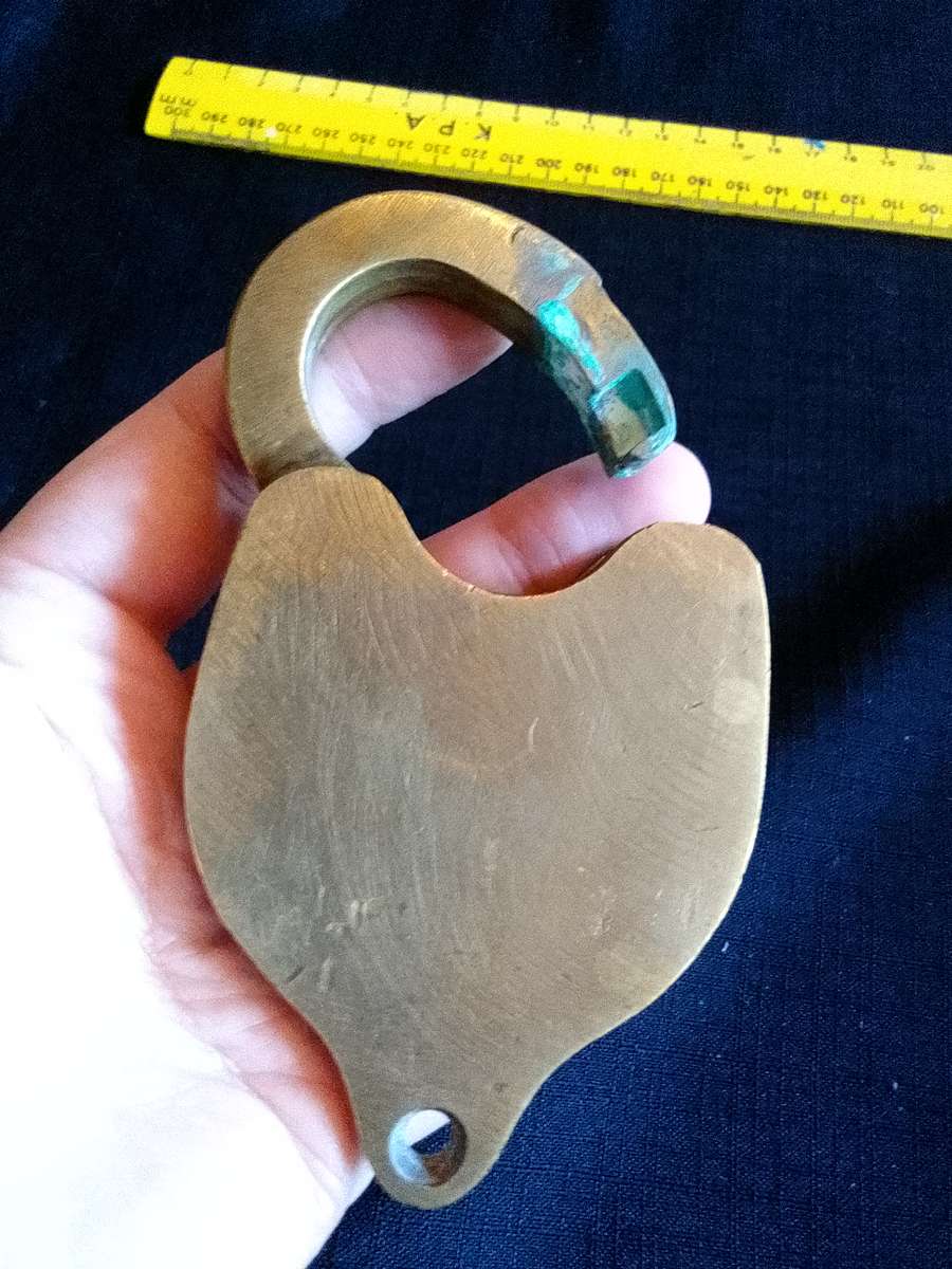 Fantastic Vintage Heavy Solid Brass Lock & Comp Padlock (No Key) 10,5 x 6,5 cm
