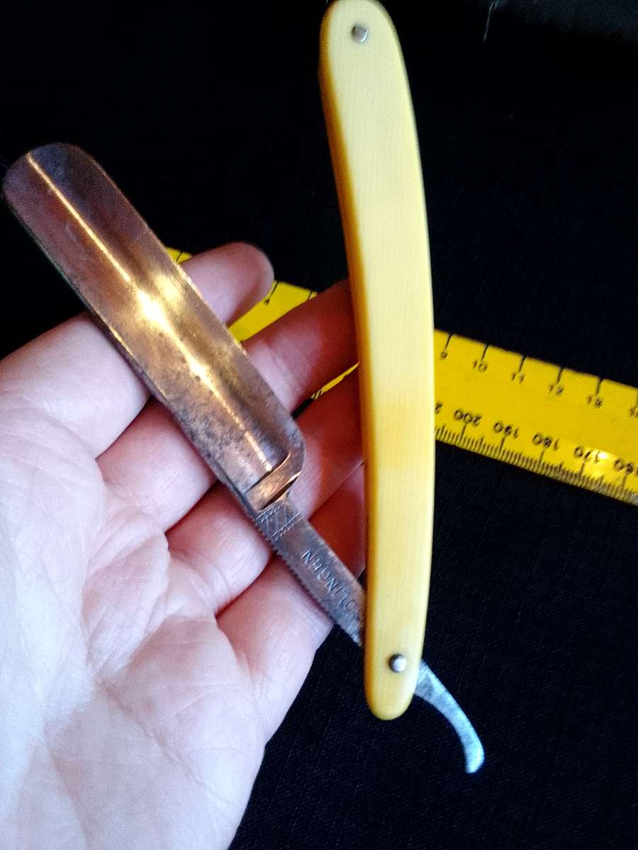 Vintage Solingen Willott Trademark Straight Razor - Made In Germany