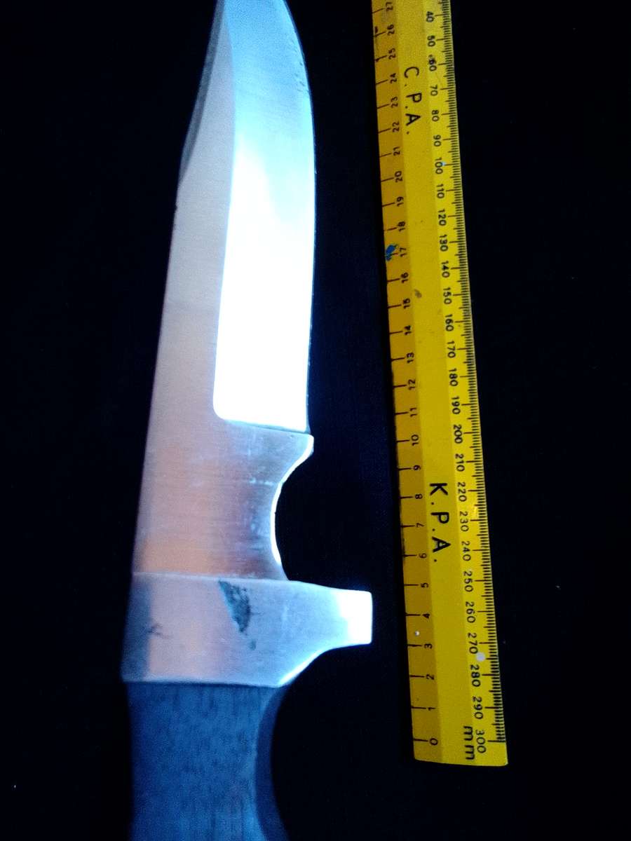 Stunning Hi- Stainless Steel Hunting Knife Fixed Blade With Wooden and Steel Handle