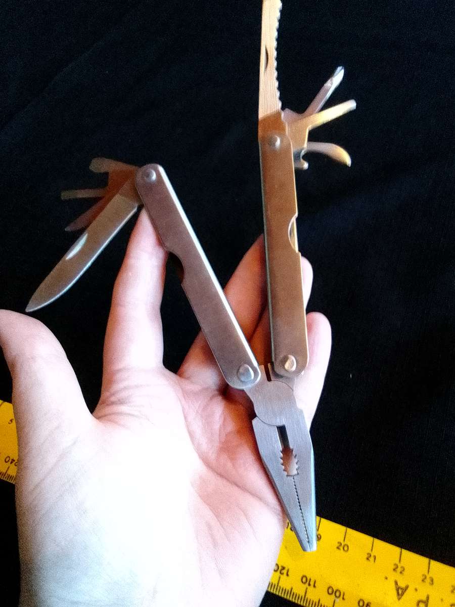 Stunning Stainless Steel Multi Function Knife And Tool Set