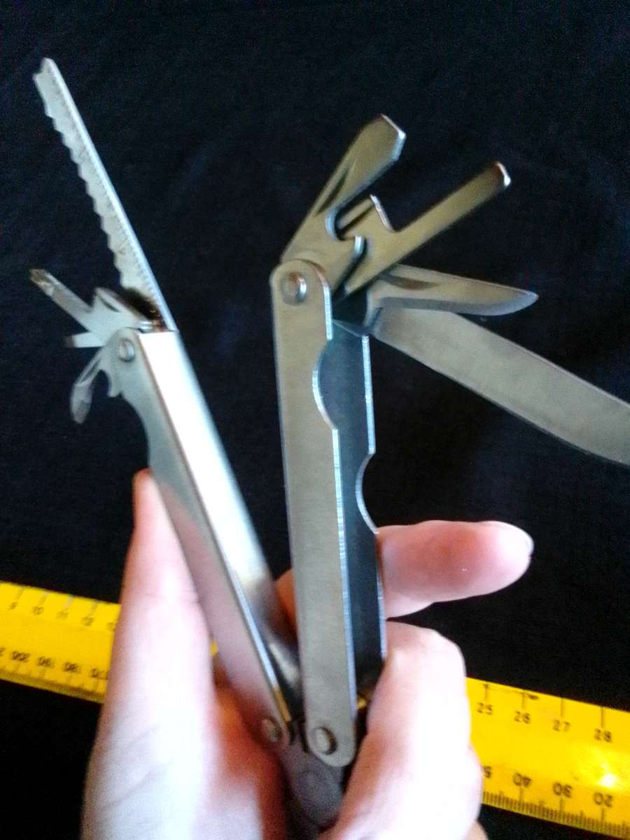 Stunning Stainless Steel Multi Function Knife And Tool Set