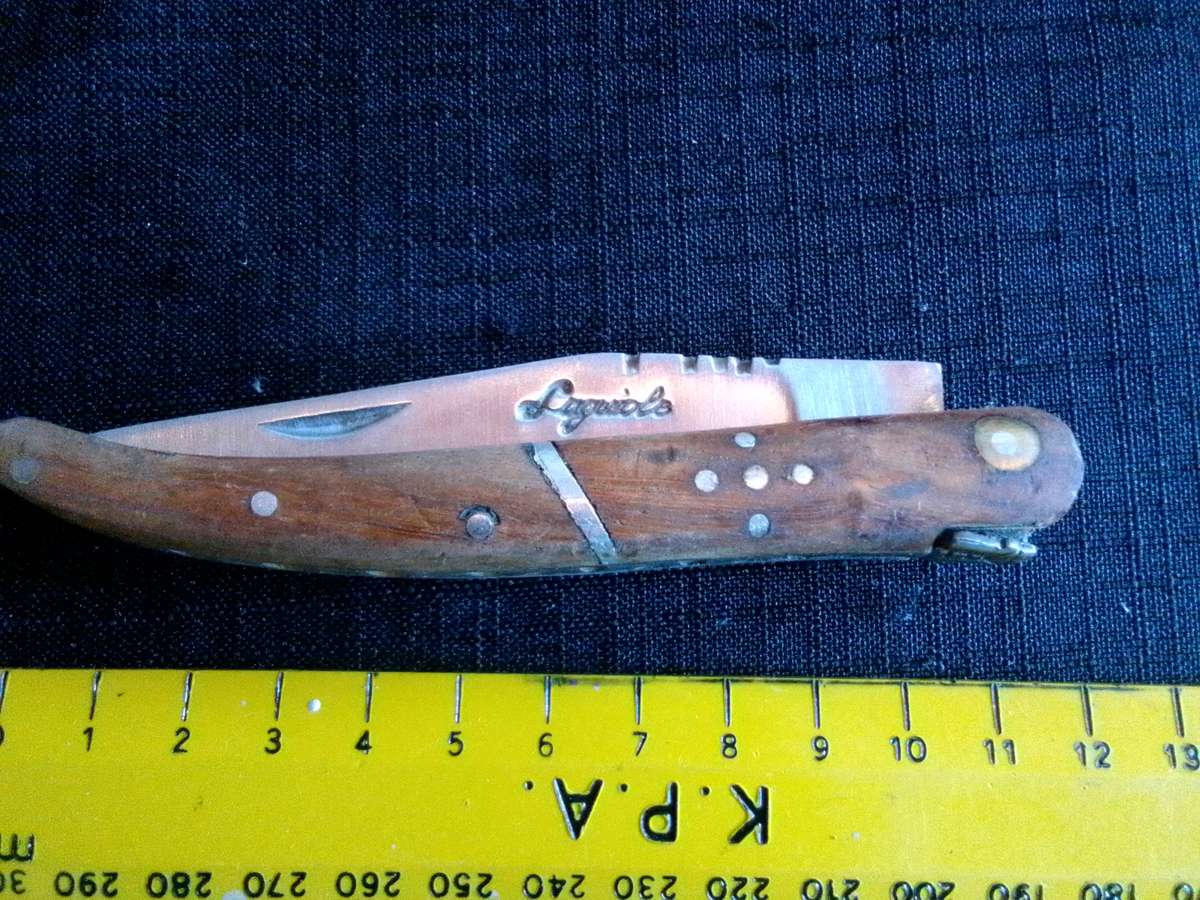 Stunning Laguiole Pocket Knife with Wooden Handle in Excellent Condition L:200m