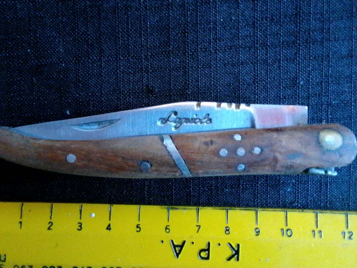 Stunning Laguiole Pocket Knife with Wooden Handle in Excellent Condition L:200m