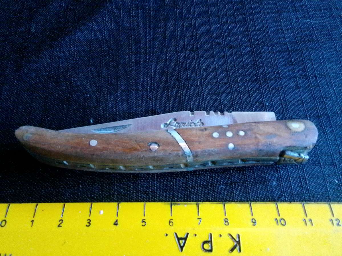 Stunning Laguiole Pocket Knife with Wooden Handle in Excellent Condition L:200m