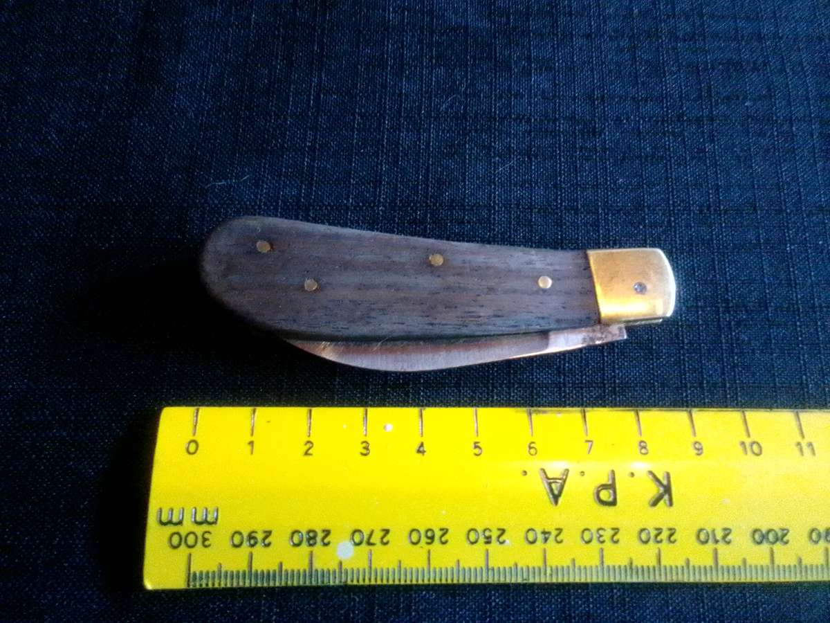 Beautifull Pocket Folding Knife With Wooden Handle - Good Condition L:150mm