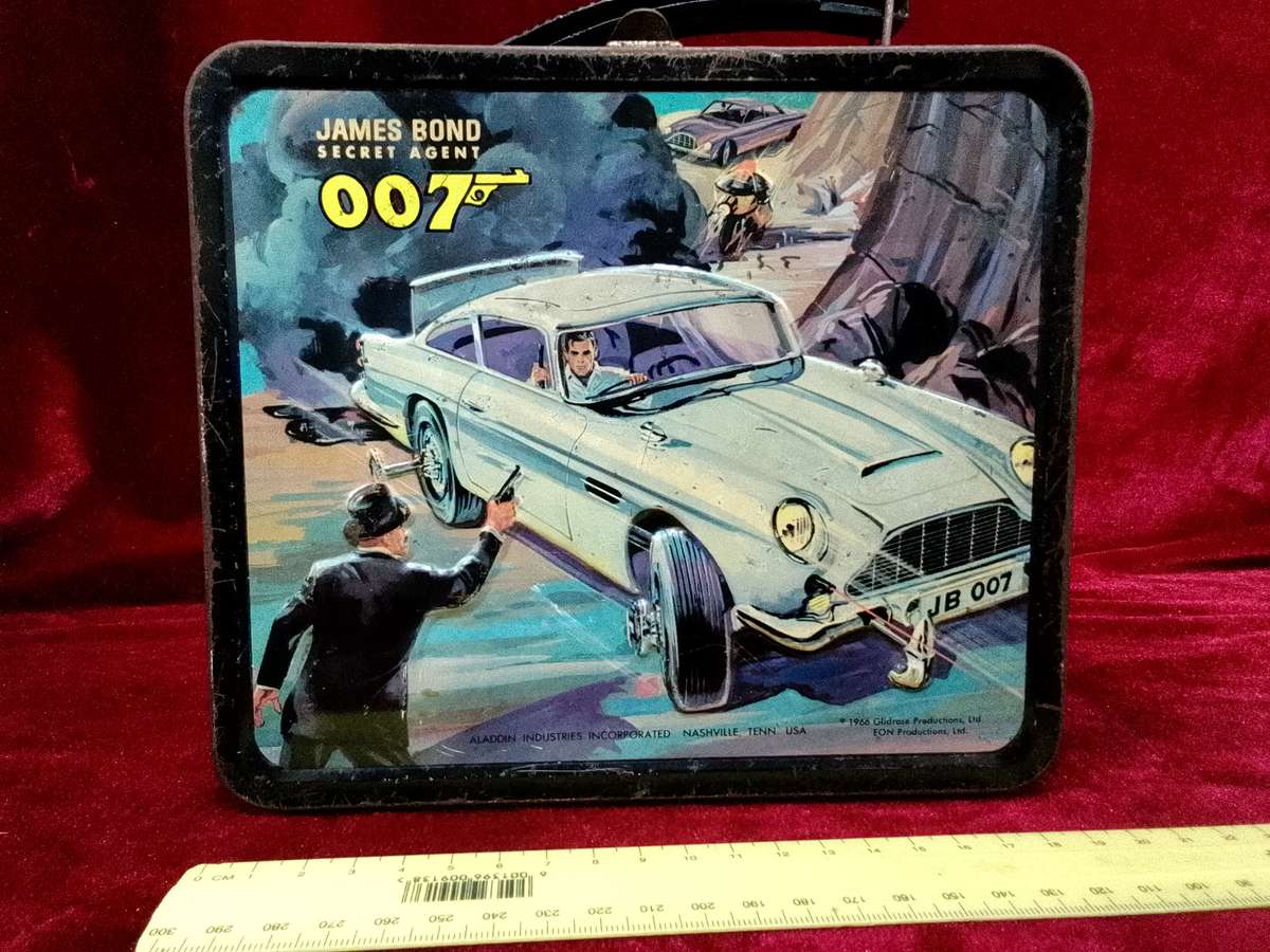 1966 James Bond 007 Metal Lunchbox