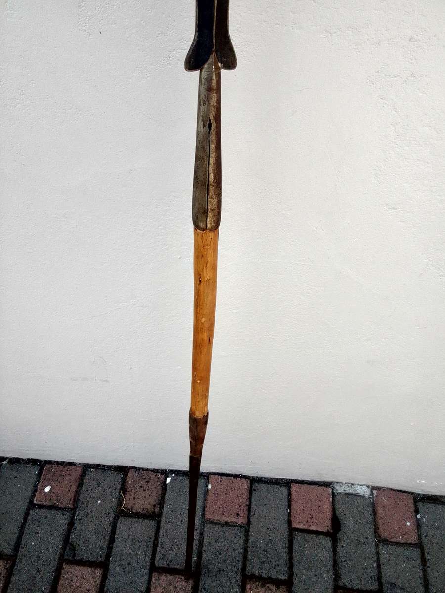 Vintage African Maasai Lion Hunting Spear With Central Wooden Grip And A Spear Head To Either End