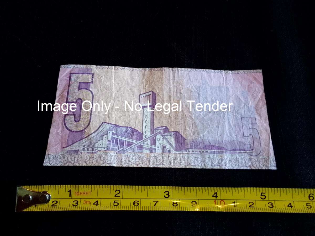 Republic Of South Africa Five Rand Note Serial Number CJ5761408- CL Stals- Good Condition
