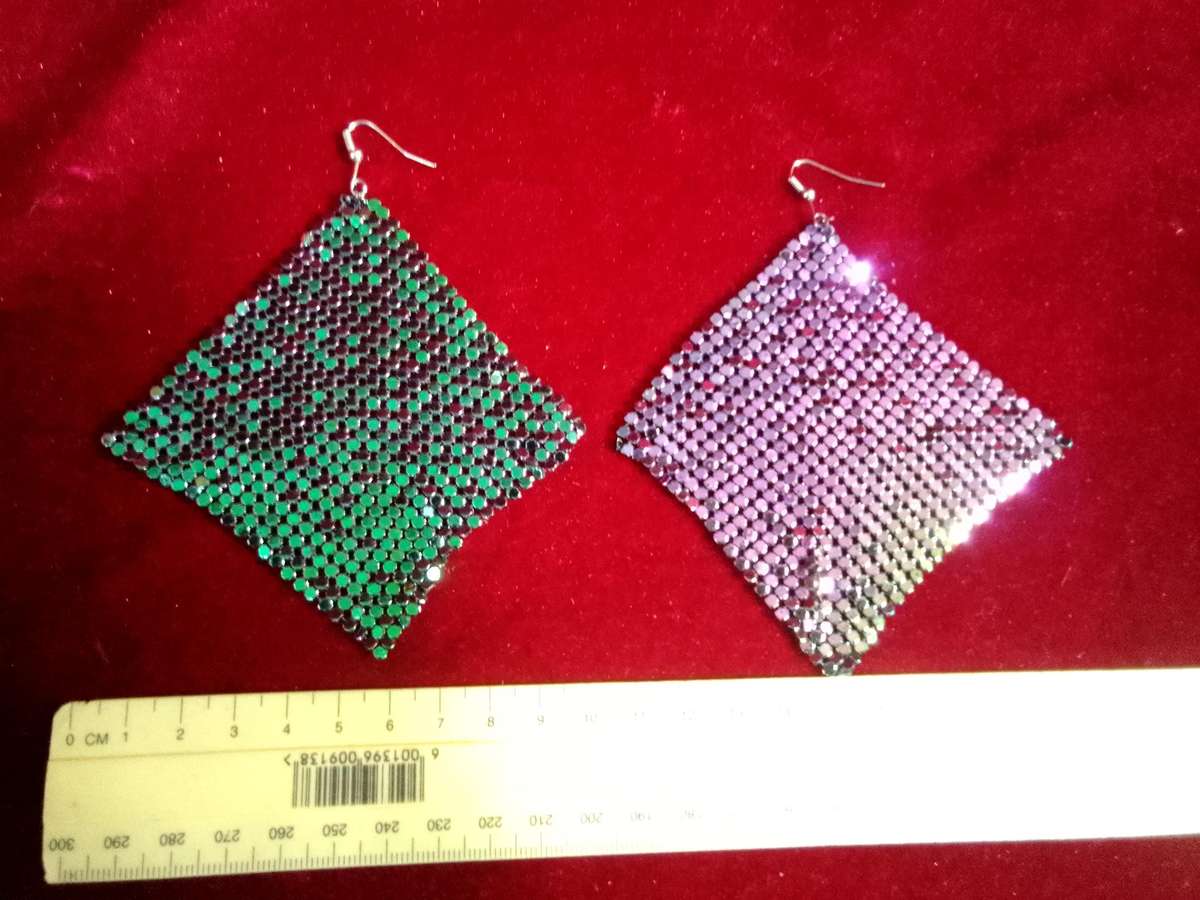 Stunning Rectangle Dangle Lightweight Mesh Tassel Sequin Long Drop Earings- Excellent Condition