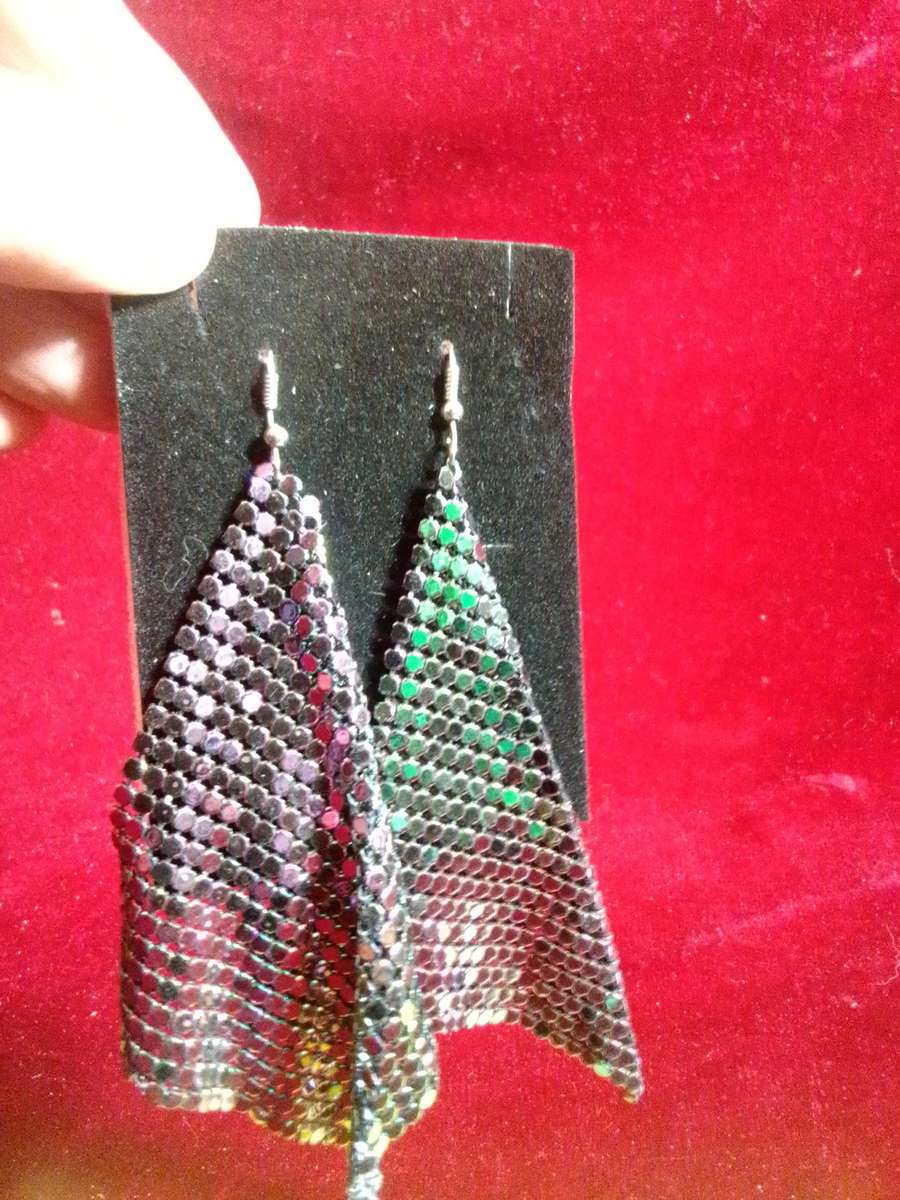 Stunning Rectangle Dangle Lightweight Mesh Tassel Sequin Long Drop Earings- Excellent Condition