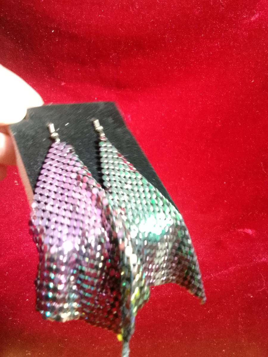 Stunning Rectangle Dangle Lightweight Mesh Tassel Sequin Long Drop Earings- Excellent Condition