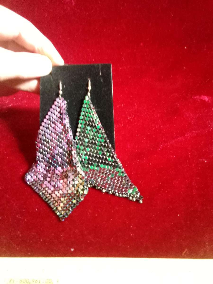 Stunning Rectangle Dangle Lightweight Mesh Tassel Sequin Long Drop Earings- Excellent Condition