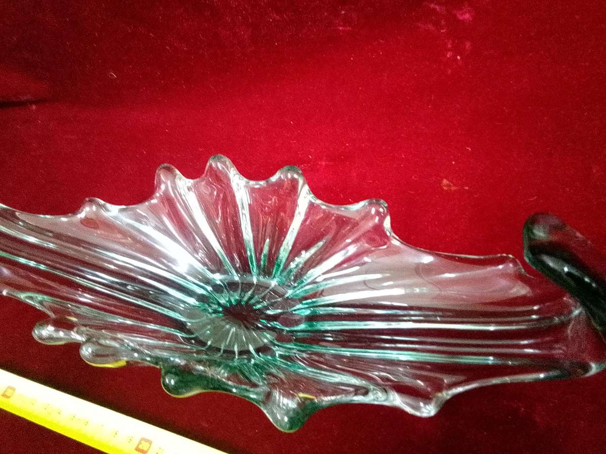 Beautiful Vintage Murano Contemporary Glass Decorative Centerpiece Bowl   - Good Condition