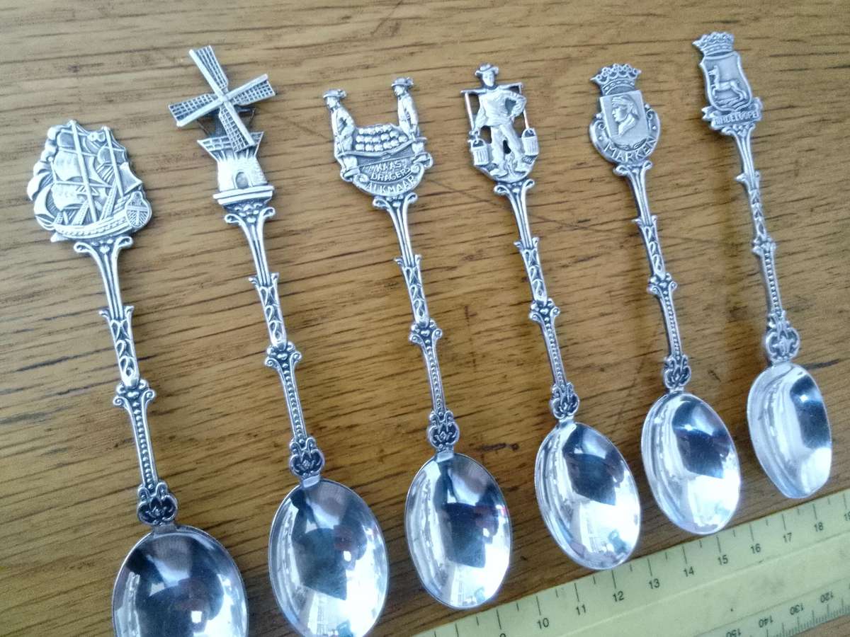 Antique Collection Of Six 900 SIlver Dutch Souvenir Tea Spoons - Good Condition