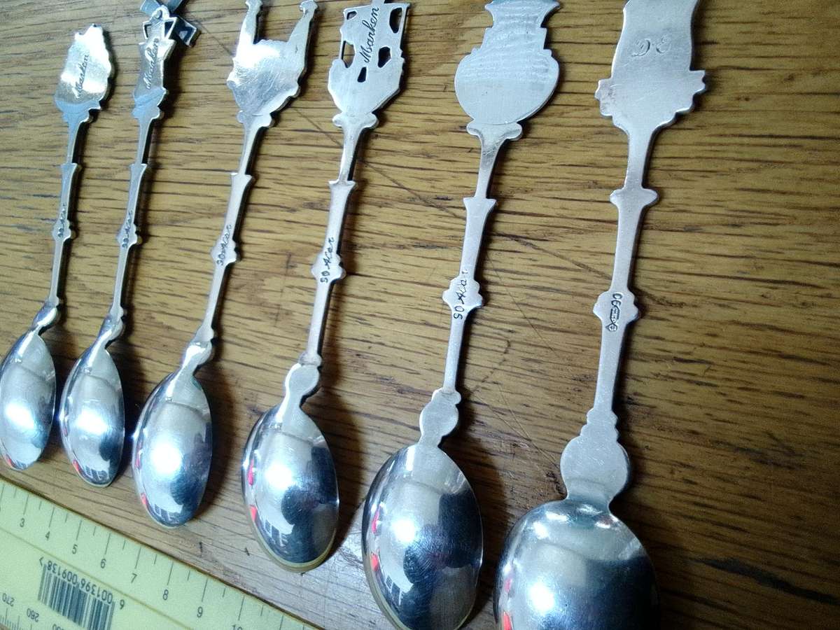 Antique Collection Of Six 900 SIlver Dutch Souvenir Tea Spoons - Good Condition