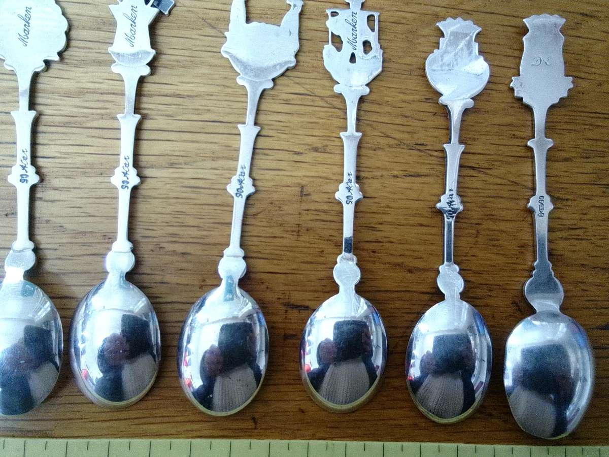 Antique Collection Of Six 900 SIlver Dutch Souvenir Tea Spoons - Good Condition