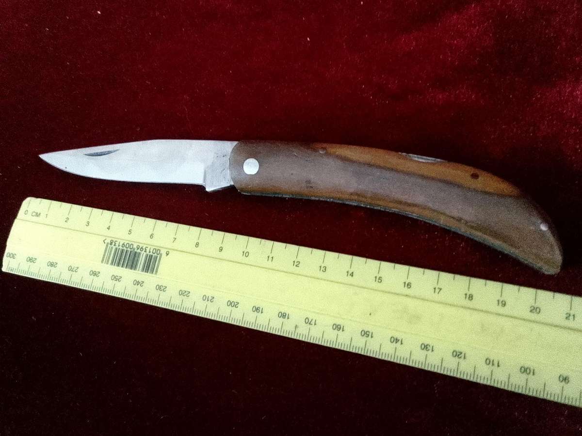 Vintage Stunning Stainless Steel Single Blade Folding Pocket Knife With Wooden Handle-Good Condition