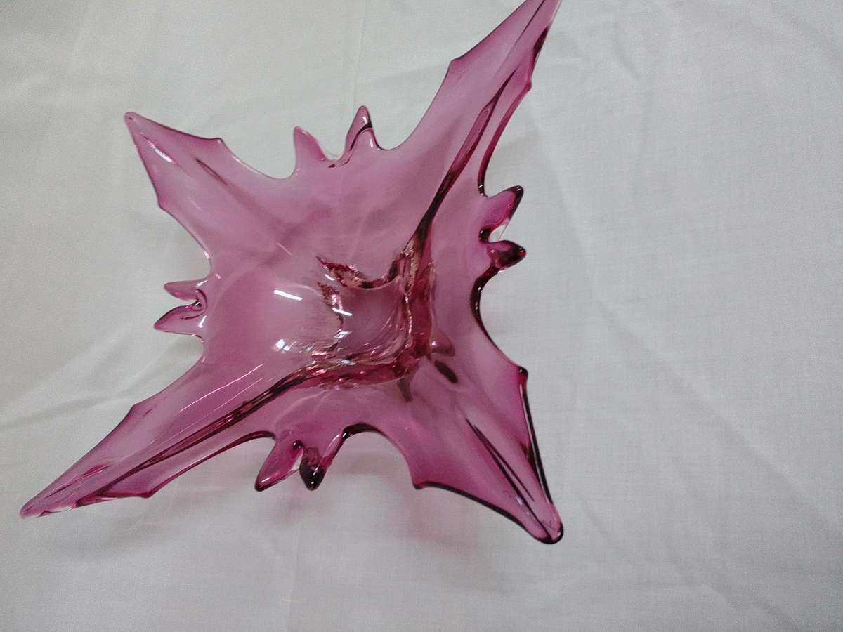 Beautiful Vintage Red And Amber Murano Contemporary Glass Decorative Centerpiece Bowl-Good Condition