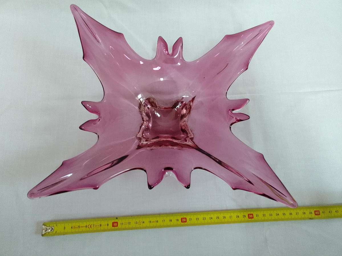 Beautiful Vintage Red And Amber Murano Contemporary Glass Decorative Centerpiece Bowl-Good Condition