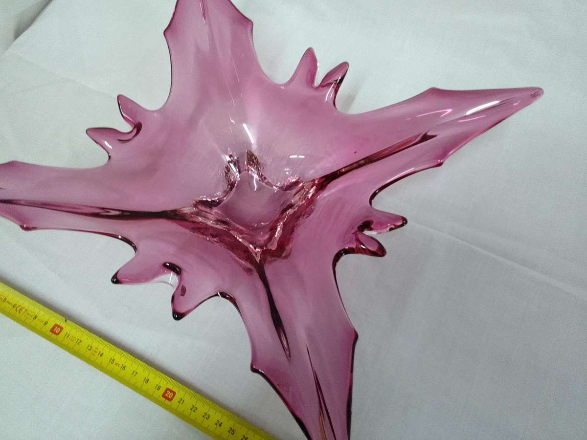 Beautiful Vintage Red And Amber Murano Contemporary Glass Decorative Centerpiece Bowl-Good Condition