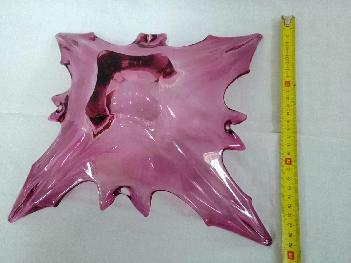 Beautiful Vintage Red And Amber Murano Contemporary Glass Decorative Centerpiece Bowl-Good Condition