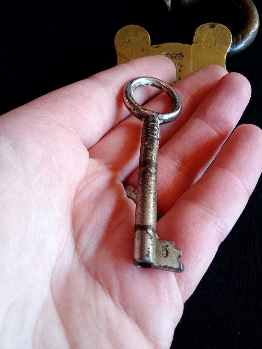 Beautiful Vintage Heavy Solid Brass HoldFast Secure - Level Two Padlock With Key - Made In England