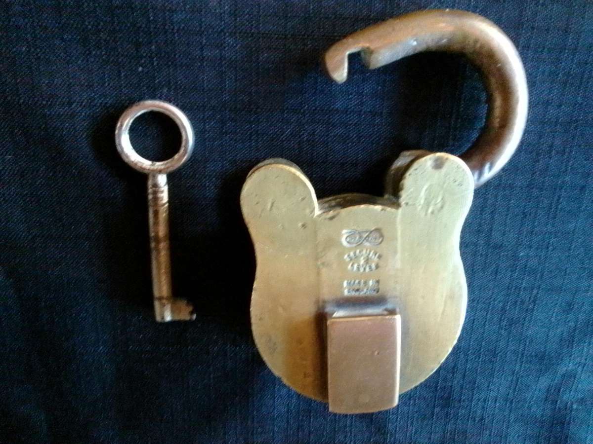 Beautiful Vintage Heavy Solid Brass HoldFast Secure - Level Two Padlock With Key - Made In England