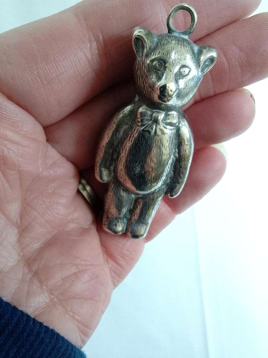 Beautiful Vintage Sliver Plated E.P.N.S Teddy Bear Rattle Pendant - Good Condition