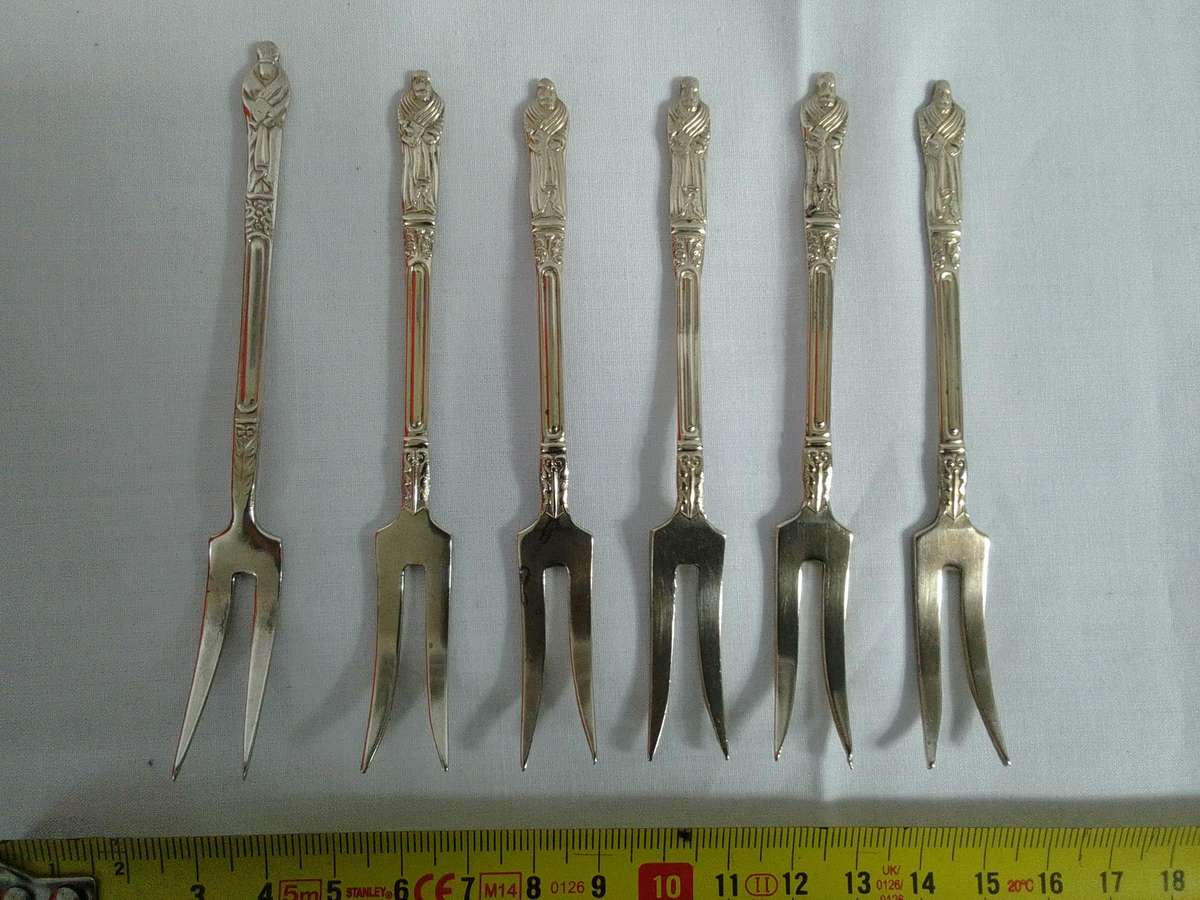 Vintage Collection Of Six Silver Plated EPNS Apostle Pickle Forks - Good Condition