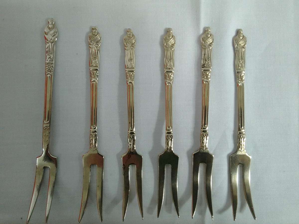 Vintage Collection Of Six Silver Plated EPNS Apostle Pickle Forks - Good Condition