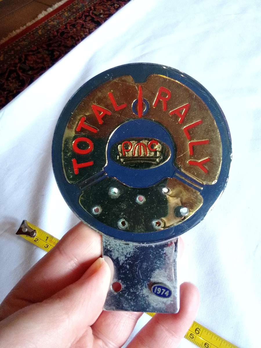 Vintage PMC -Total Rally 1974 Badge  - Good Condition