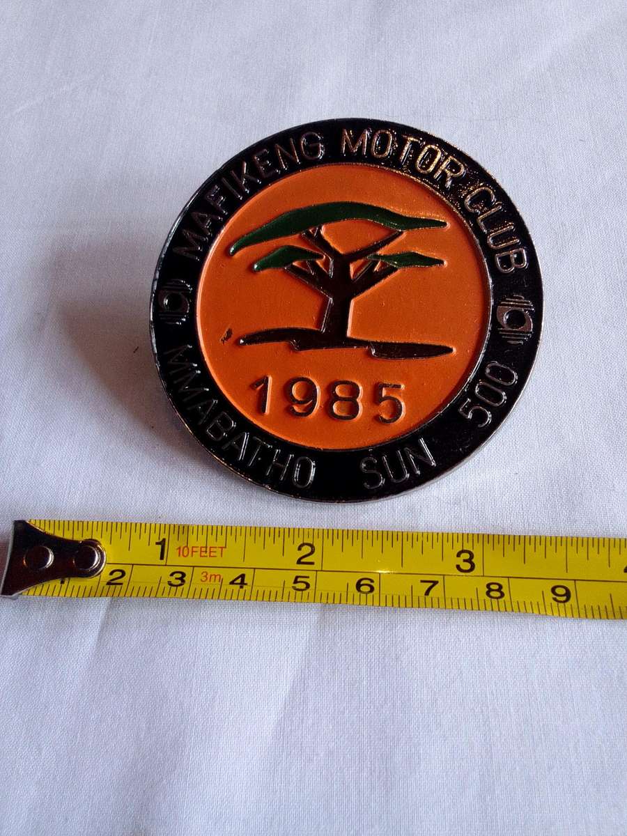 Stunning Orange And Black Vintage Mafikeng Motor Club 1985 Badge- Mmabatho Sun 500 - Good Condition
