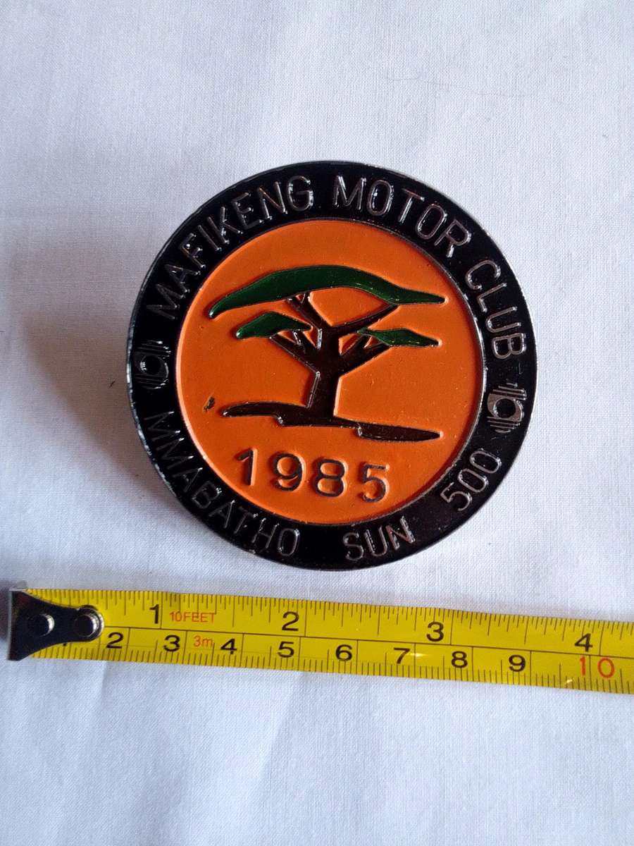 Stunning Orange And Black Vintage Mafikeng Motor Club 1985 Badge- Mmabatho Sun 500 - Good Condition