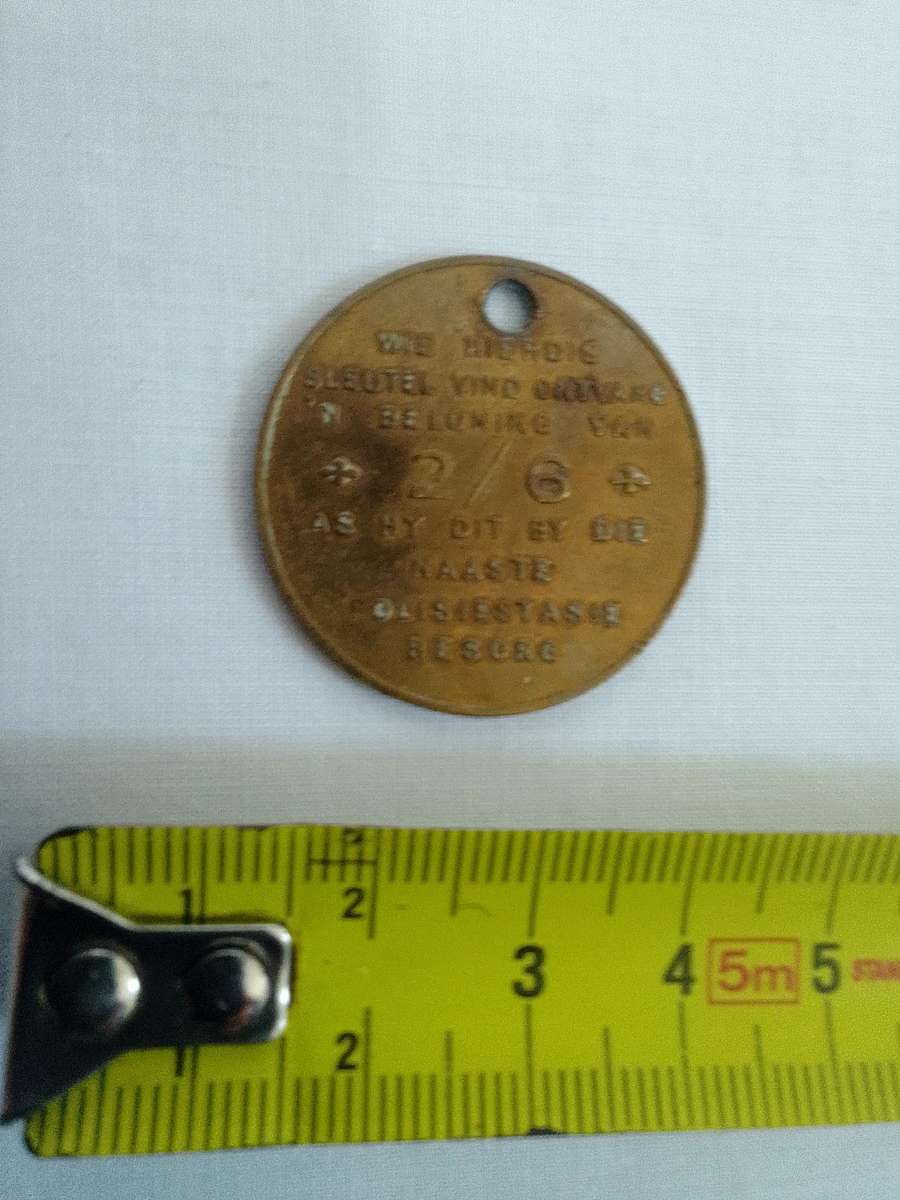 Rare Vintage Police Station 2/6 Reward Token In Afrikaans And English - Good Condition