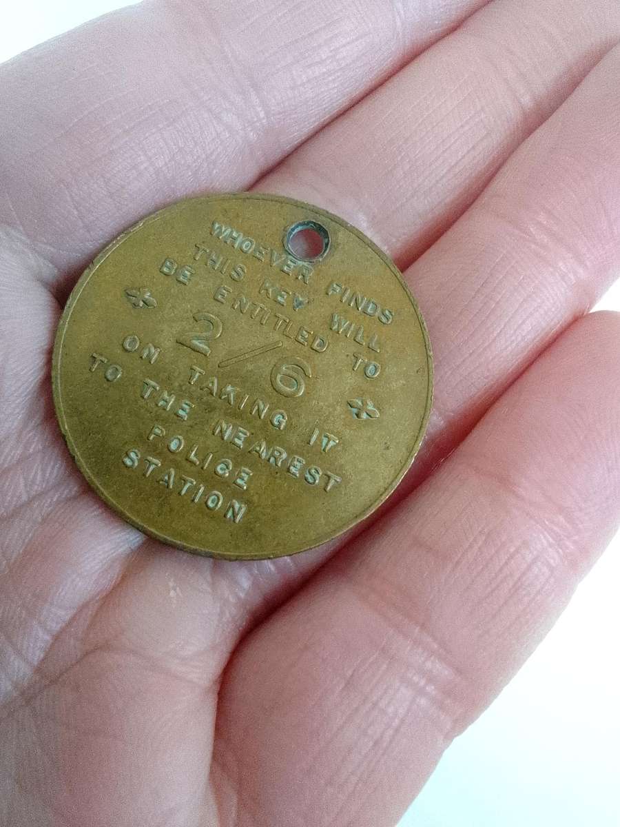 Rare Vintage Police Station 2/6 Reward Token In Afrikaans And English - Good Condition