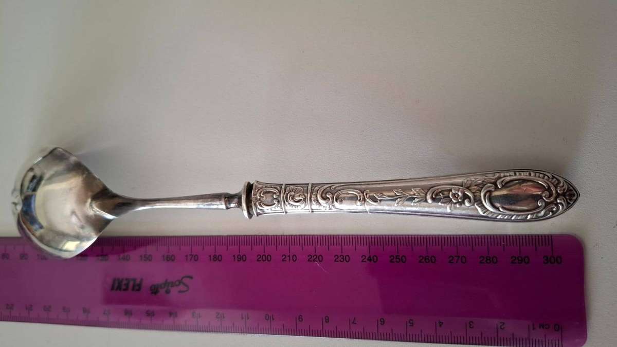 Stunning 800 Silver Fish Serving Spoon with Decorative Handle -Good Condition- 46.6 grams