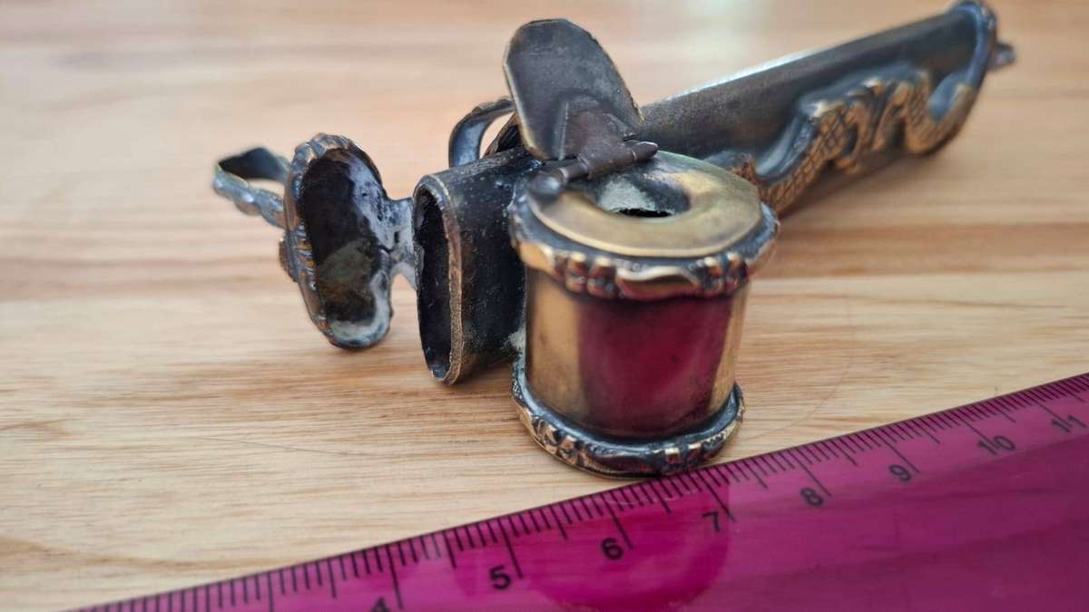 Stunning Anitque Eastern Brass Divit Inkwell "Circa 1900" in Good Condition