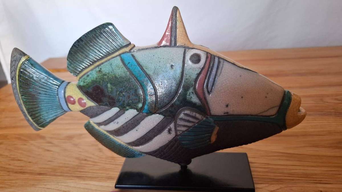 Stunning South African Raku Pottery Picasso Triggerfish on Stand in Good Condition