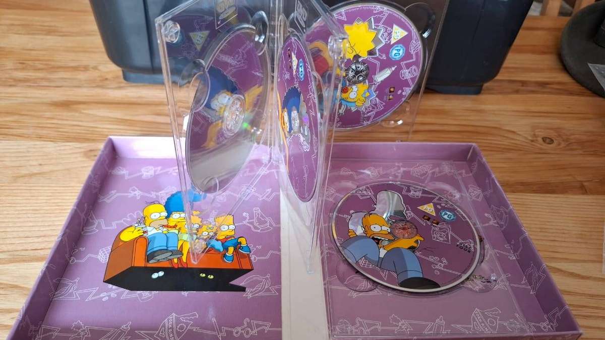 The Simpsons The Complete Thrid Season Collector's Edition DVD Set