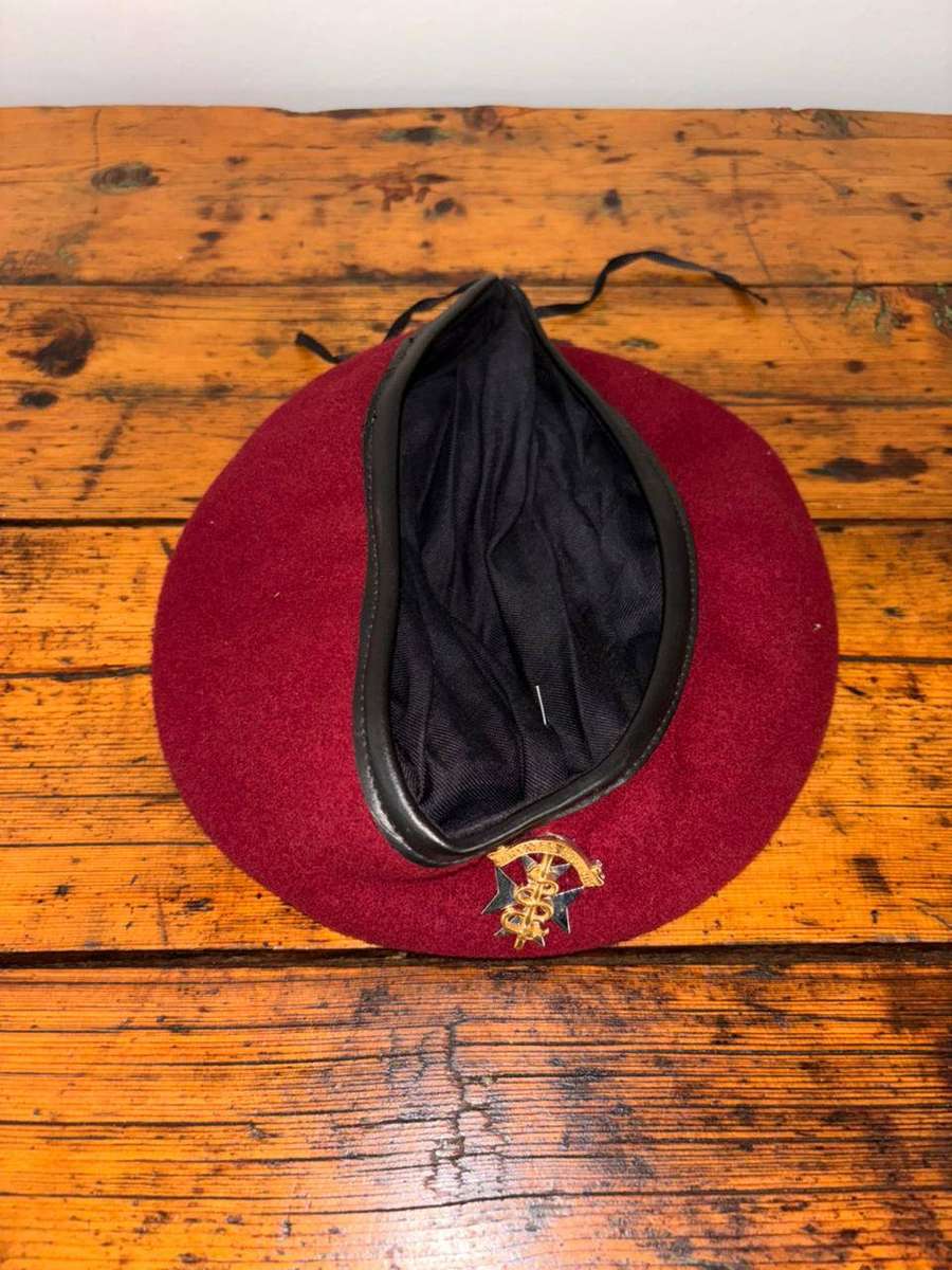 SADF SAMS Medical Maroon Beret with badge
