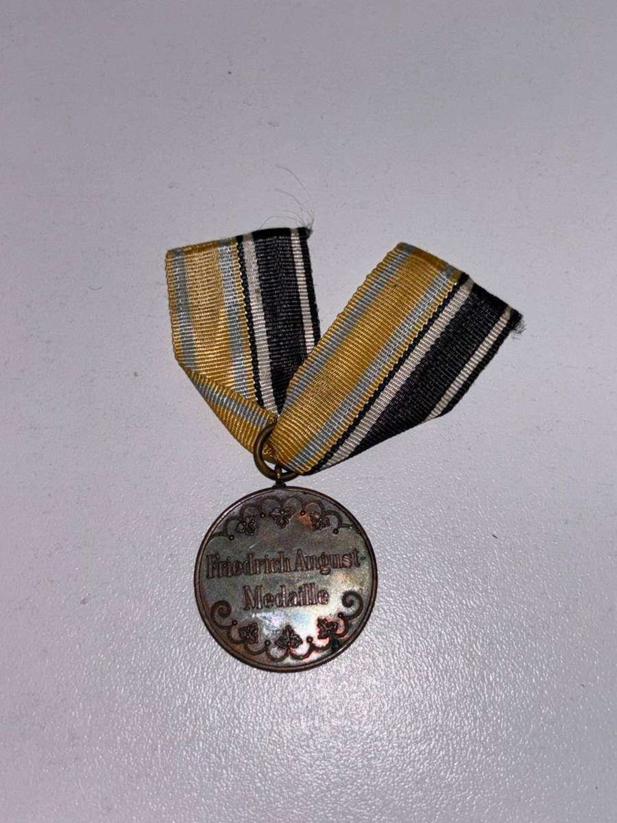 German Saxony Friedrich August in Bronze Medal Friedrich A. Medaille WW1