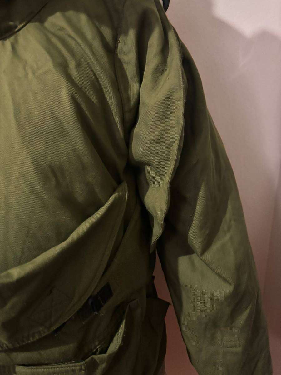 Clansman Armour Systems Bomb Disposal Suit from April 1992, Specifically Model KG.20 in Size Large.